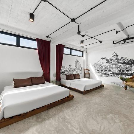 Quip Bed & Breakfast Phuket Exterior foto