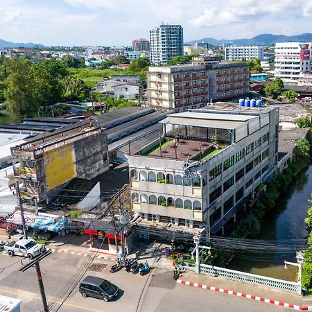 Quip Bed & Breakfast Phuket Exterior foto